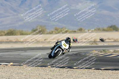 media/Dec-06-2025-CVMA (Sat) [[4a896cc04c]]/Race 8- Formula 40 MW and LW/